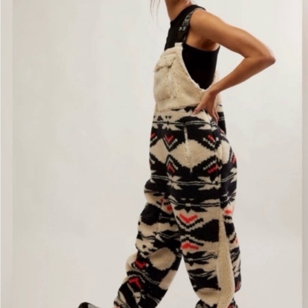 Free People
Free People FP Movement Hit The Slopes Printed Salopette